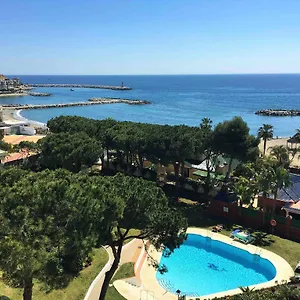 https://exclusive-duplex-penthouse-in-puerto-banus.es-andalucia.com